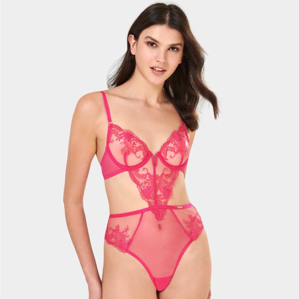 Pink bluebella Marseille bodysuit NWT 32dd